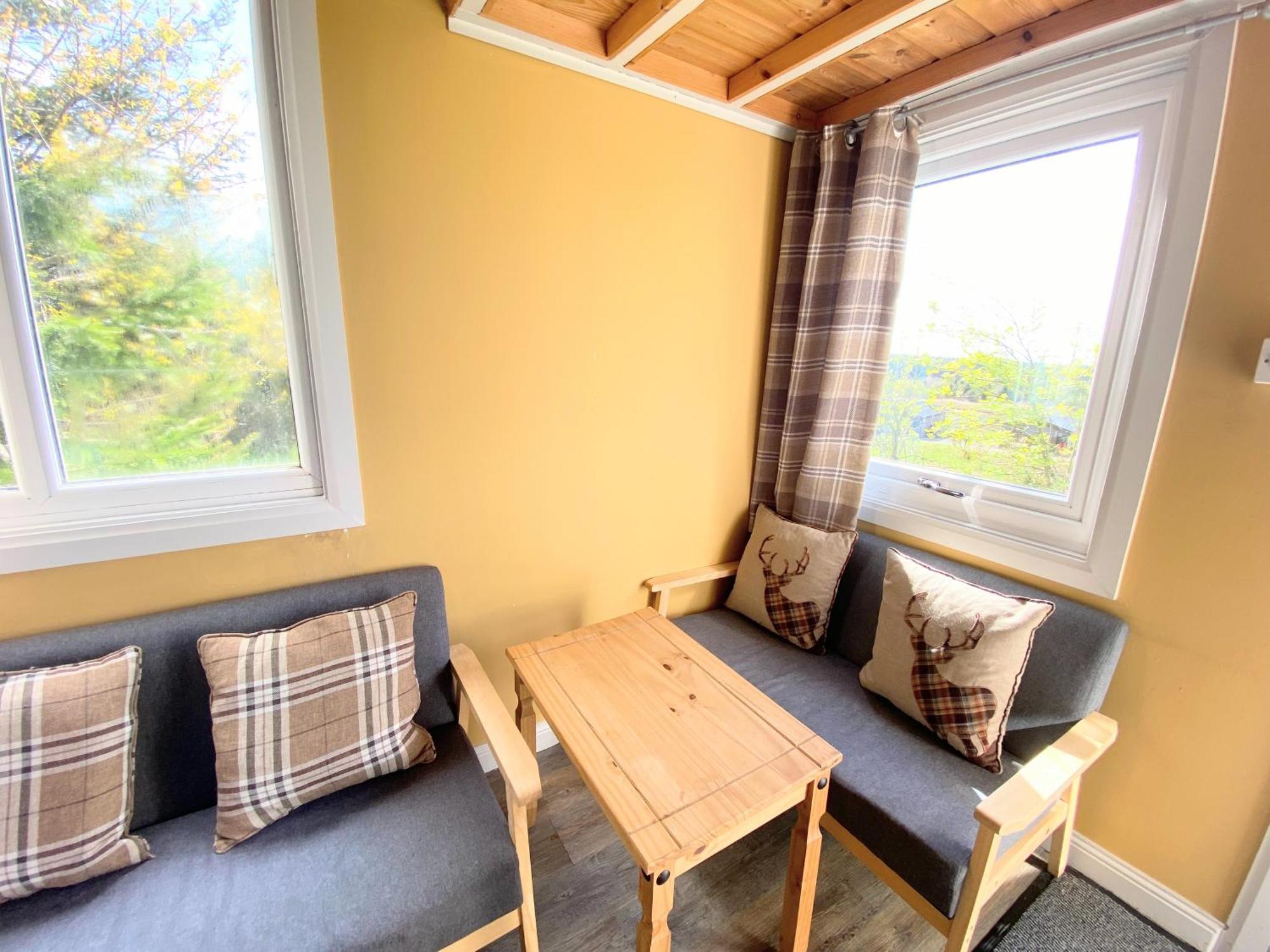 Blair Tiny House With Private Hot Tub - Fife - Loch Leven - Lomond Hills Dunfermline Exterior foto